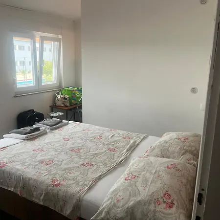 With An Experience!!! Kantun Hostel Punat