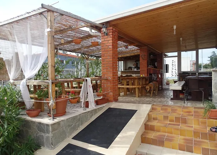 Auberge de jeunesse With An Experience!!! Kantun Unlimited Free Coffee Throughout Your !!! Punat