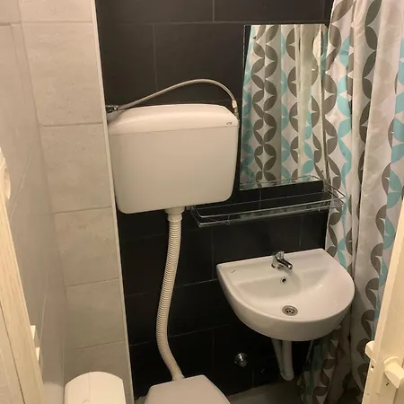 With An Experience!!! Kantun Ostello Punat