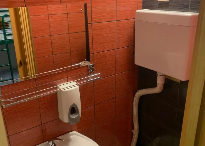 With An Experience!!! Kantun Unlimited Free Coffee Throughout Your !!! Hostel Punat